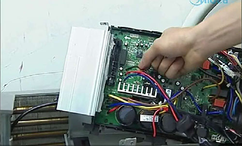 福清美的空调电话是多少